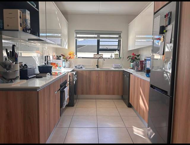 3 BEDROOM PROPERTY TO RENT IN SANDOWN
